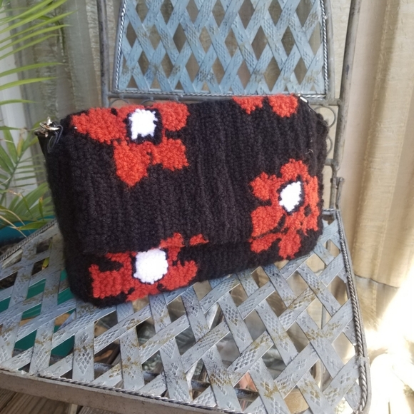 Handmade Floral Purse Handbag Black Red - Picture 3 of 5
